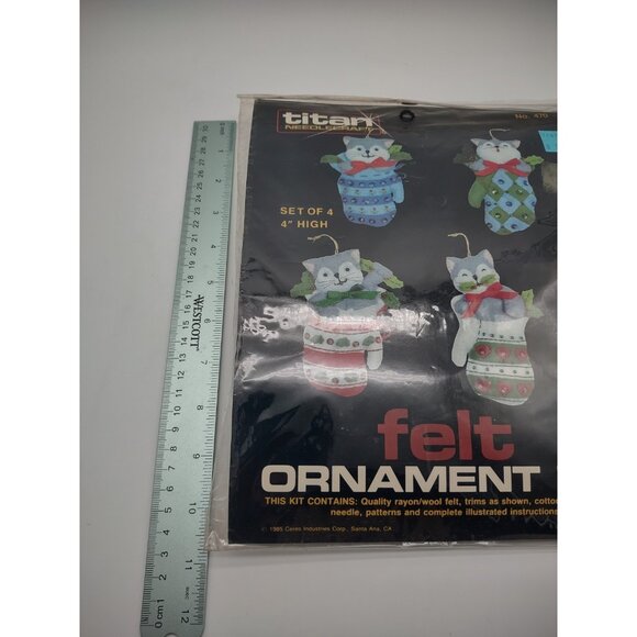 Vintage Sealed 1980s Titan Needlecraft Christmas Cats Felt Ornament Kit No. 471 - Picture 12 of 16